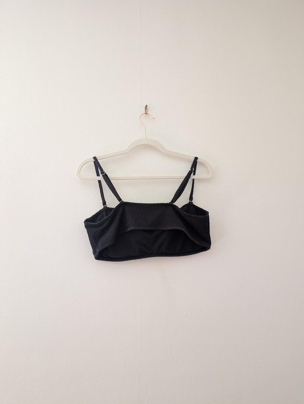 Black Knit Cropped Bralette Tank Top - Picture 2 of 3